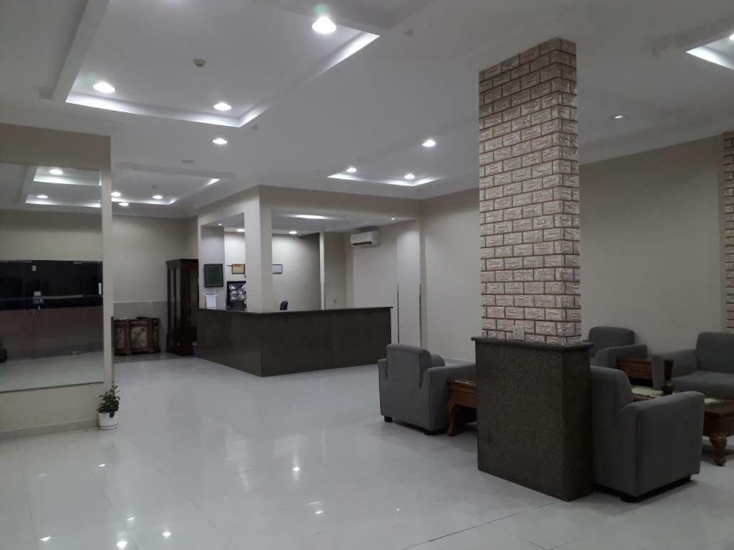 담맘 Al Liylak Furnished Units 아파트 호텔 외부 사진